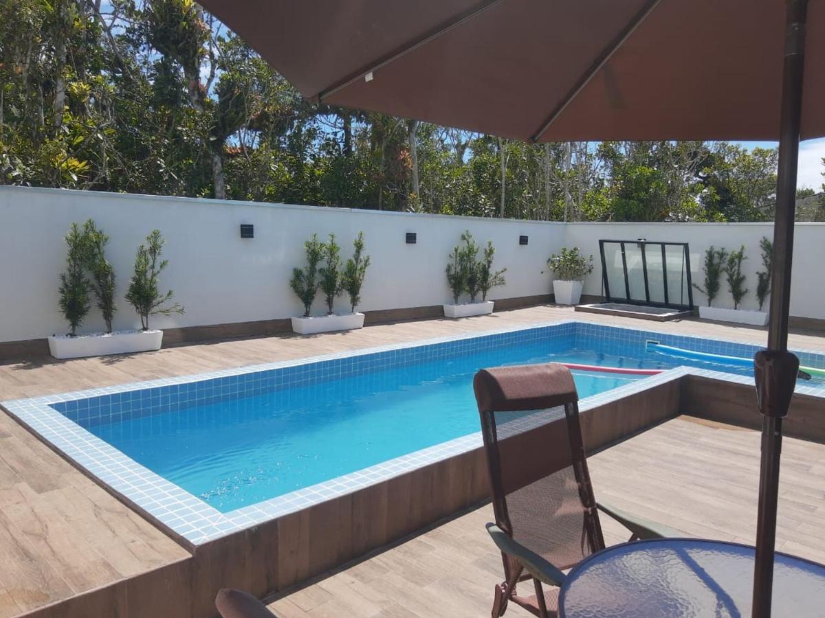 Casa ampla e espaçosa a 200m do mar! Guaratuba Exterior foto